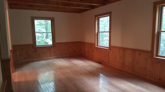 303 Newbury Rd, Bradford, NH 03221