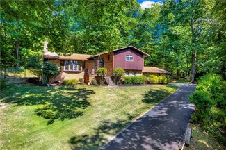 230 Dodds Rd, Butler, PA 16002