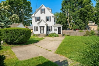 49 Palmer Ave, Warwick, RI 02889