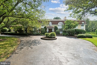 10901 Barn Wood Ln, Potomac, MD 20854