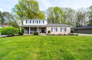 8459 Four Seasons Trail, Youngstown, OH 44514