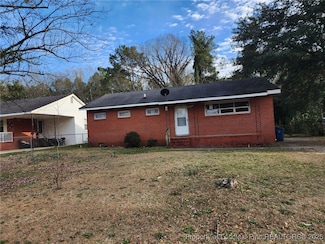 421 Durant Dr, Fayetteville, NC 28304