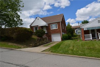 909 Elwell St, Pittsburgh, PA 15207
