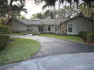7935 SW 155th St, Palmetto Bay, FL 33157