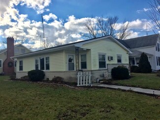 206 W Franklin St, Berne, IN 46711