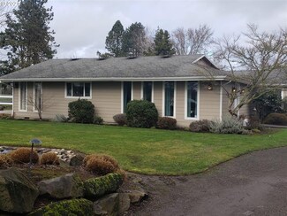 9333 Broadacres Rd NE, Aurora, OR 97002