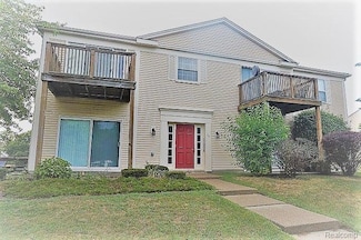 816 Bloomfield Village Blvd Unit A, Auburn Hills, MI 48326