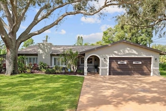 8590 119th St, Seminole, FL 33772