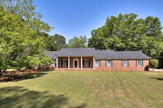 22 Swan Lake Dr, Sumter, SC 29150