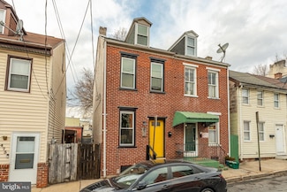 471 High St, Lancaster, PA 17603