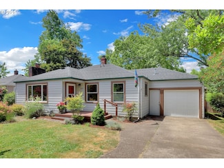 2674 Kincaid St, Eugene, OR 97405