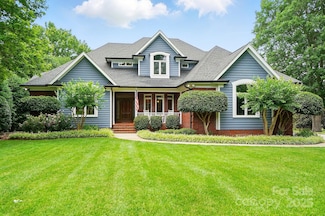 1042 Heather Glen Dr, Matthews, NC 28104