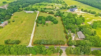 1004 Henslee Hill, Farmersville, TX 75442
