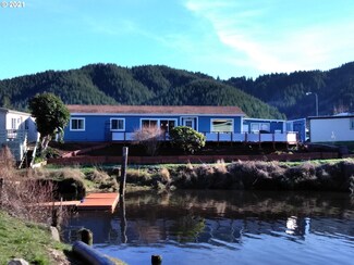 100 River Bend Rd Unit 20, Reedsport, OR 97467