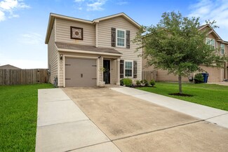 5715 Treasure Cove Rd, Cove, TX 77523