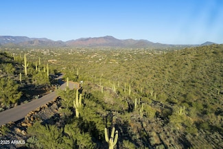 39334 N Old Stage Rd, Cave Creek, AZ 85331