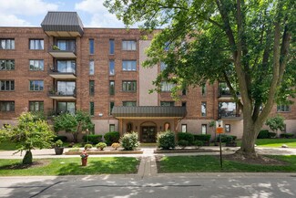 1551 Ashland Ave Unit 208, Des Plaines, IL 60016