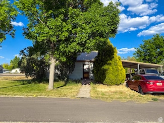 198 N 200 W, Gunnison, UT 84634