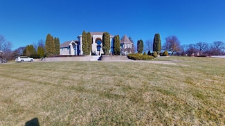 255 Tall Timbers Ct, Valparaiso, IN 46385