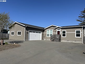 218 Cove, Brookings, OR 97415