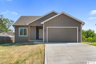 1713 M St, Tekamah, NE 68061