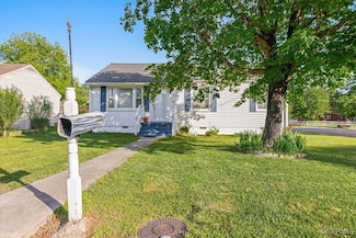 2406 Bluefield St, Hopewell, VA 23860