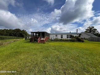 150 Rebel Way, Maysville, NC 28555