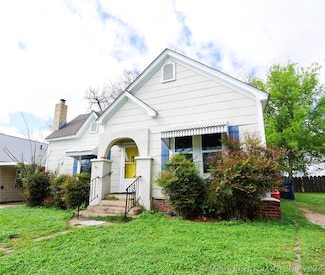 808 E 6th St, Ada, OK 74820