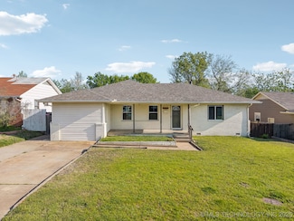 5725 E 29th St, Tulsa, OK 74114