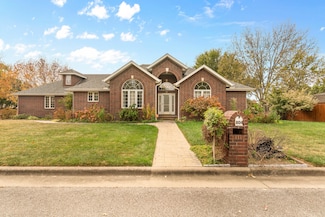804 Montauk Ct, Nixa, MO 65714