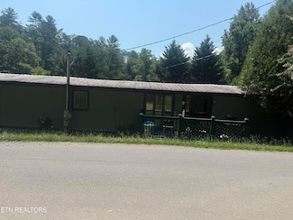 4040 Camp Hollow Rd, Sevierville, TN 37876