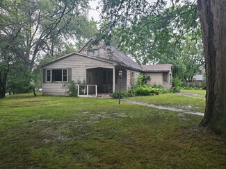 1211 County Road B E, Saint Paul, MN 55109
