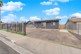 1813 Constantine Ave, Las Vegas, NV 89101