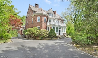 115 Kent Place Blvd, Summit, NJ 07901