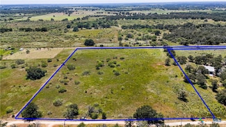 2120 County Road 429, Stockdale, TX 78160