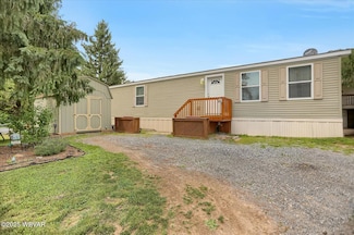 212 Sanctuary Blvd, Lock Haven, PA 17745