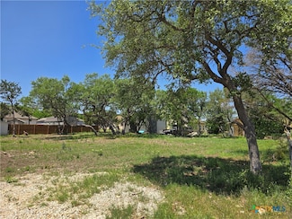 461 High Dr, Canyon Lake, TX 78070