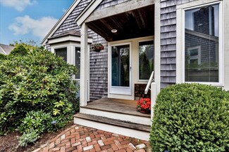 92 Kates Path, Yarmouth Port, MA 02675