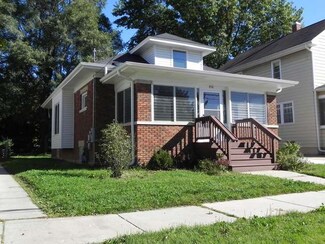 458 S Union St, Aurora, IL 60505