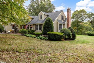 8 Seaver Brook Ln Unit 8, Plaistow, NH 03865