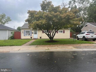 108 Donhaven Dr, New Castle, DE 19720