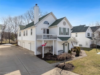 42 Vista 35a Cir, North Olmsted, OH 44070