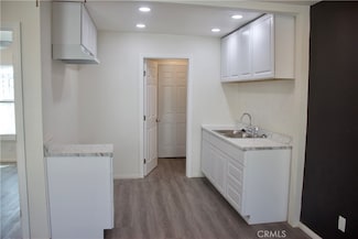 366 E 55th St, Los Angeles, CA 90011
