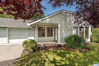560 W Minstrel Rd, Sequim, WA 98382