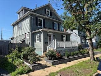 647 Front St, Dunellen, NJ 08812