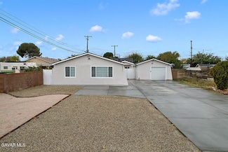 43713 12th St W, Lancaster, CA 93534