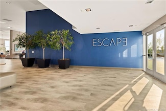 880 Pacific St Unit 801, Stamford, CT 06902