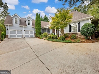 2641 Waters Edge Dr, Gainesville, GA 30504