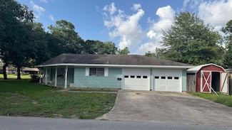 2545 11th St, Port Neches, TX 77651