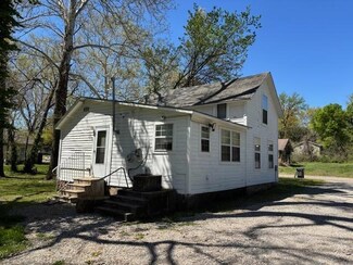 1603 S Walnut St, Pittsburg, KS 66762